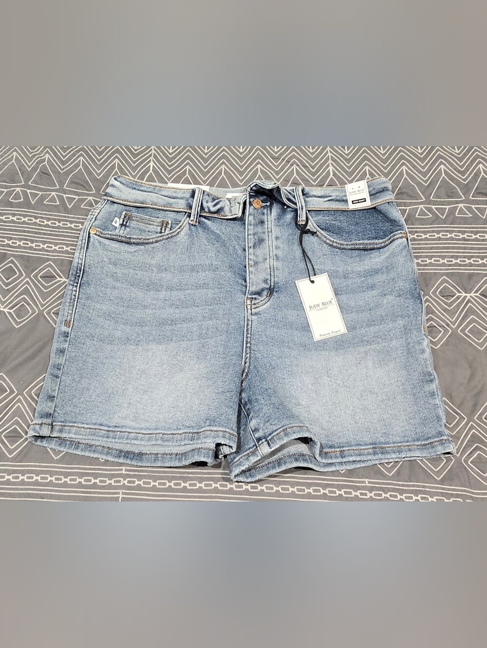 Judy Blue High Waisted Slim Shorts With Foldover Waistband Size XL